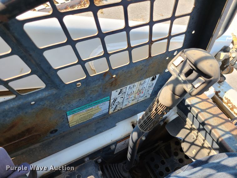 image for item DI6173 Bobcat 863  skid steer loader