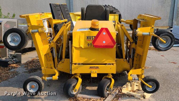 image for item DI6175 Hustler 4600  lawn mower