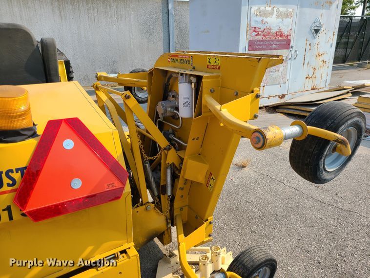 image for item DI6175 Hustler 4600  lawn mower