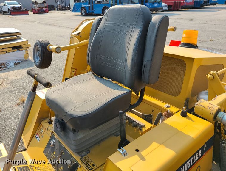 image for item DI6175 Hustler 4600  lawn mower