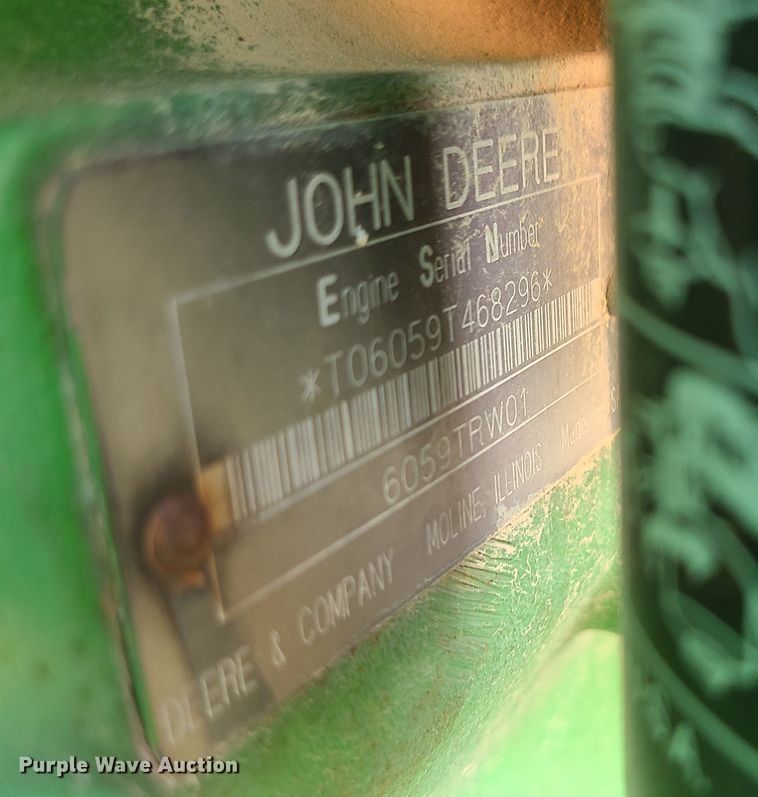 image for item DI6187 1994 John Deere 7200  tractor