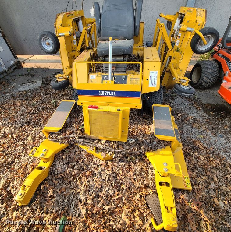 image for item DI6188 Hustler 4600  lawn mower