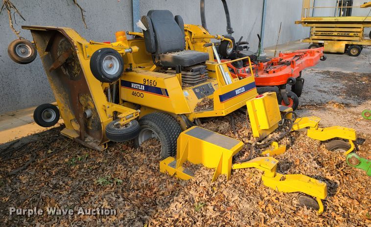 image for item DI6188 Hustler 4600  lawn mower
