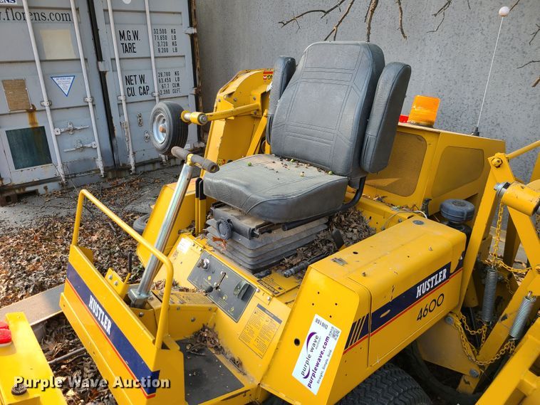 image for item DI6188 Hustler 4600  lawn mower