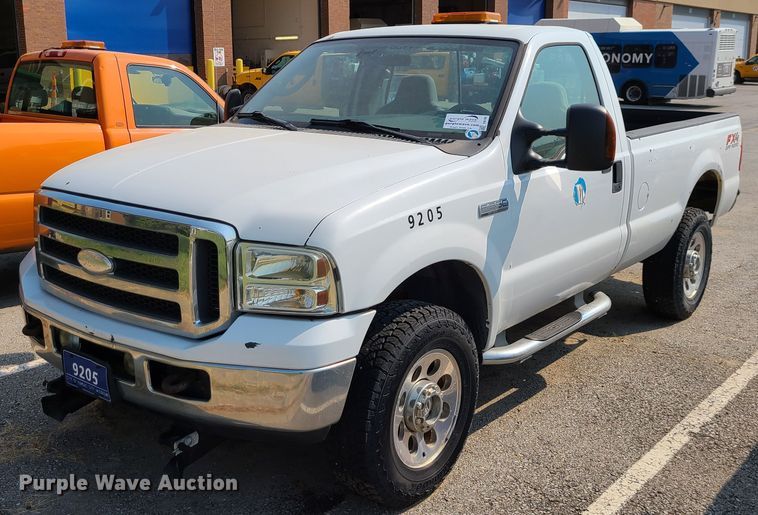 image for item DI6196 2005 Ford F350 Super Duty  pickup truck
