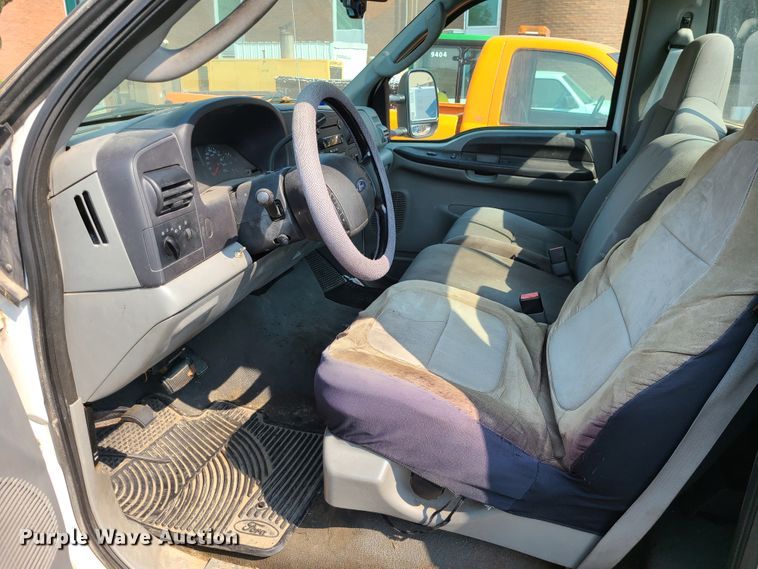 image for item DI6196 2005 Ford F350 Super Duty  pickup truck