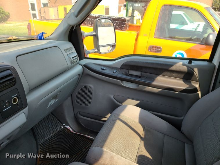 image for item DI6196 2005 Ford F350 Super Duty  pickup truck