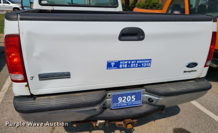 image for item DI6196 2005 Ford F350 Super Duty  pickup truck