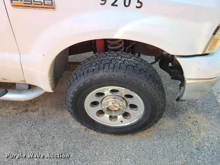 image for item DI6196 2005 Ford F350 Super Duty  pickup truck