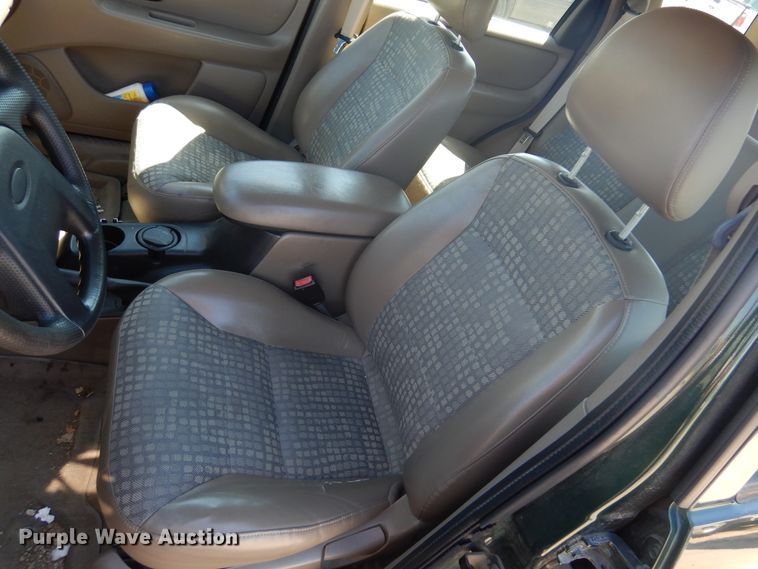 image for item DL8761 2002 Ford Escape  SUV