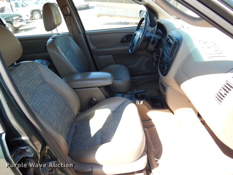 image for item DL8761 2002 Ford Escape  SUV