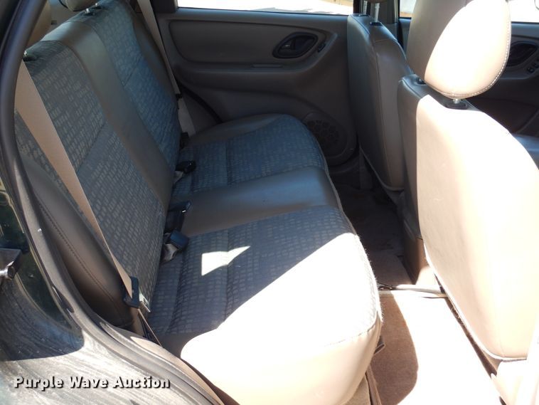 image for item DL8761 2002 Ford Escape  SUV