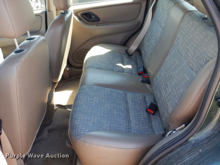 image for item DL8761 2002 Ford Escape  SUV