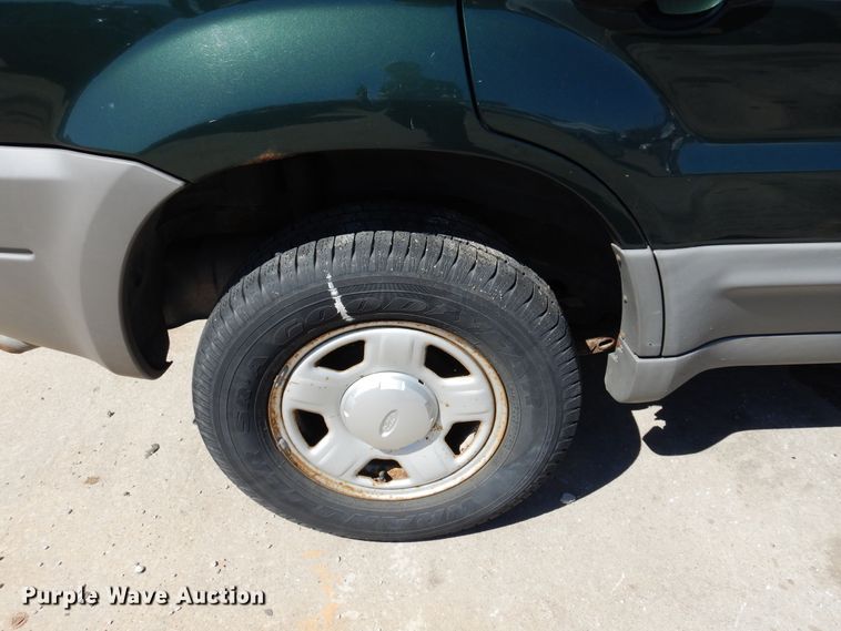 image for item DL8761 2002 Ford Escape  SUV