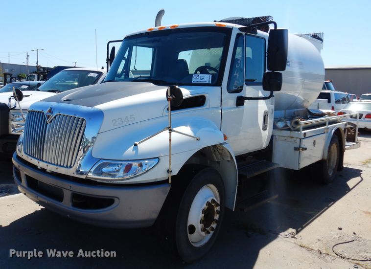 image for item DM5044 2013 International 4300  sewer rodder truck