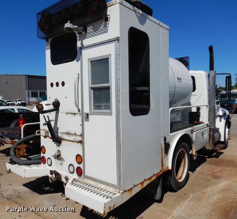 image for item DM5044 2013 International 4300  sewer rodder truck