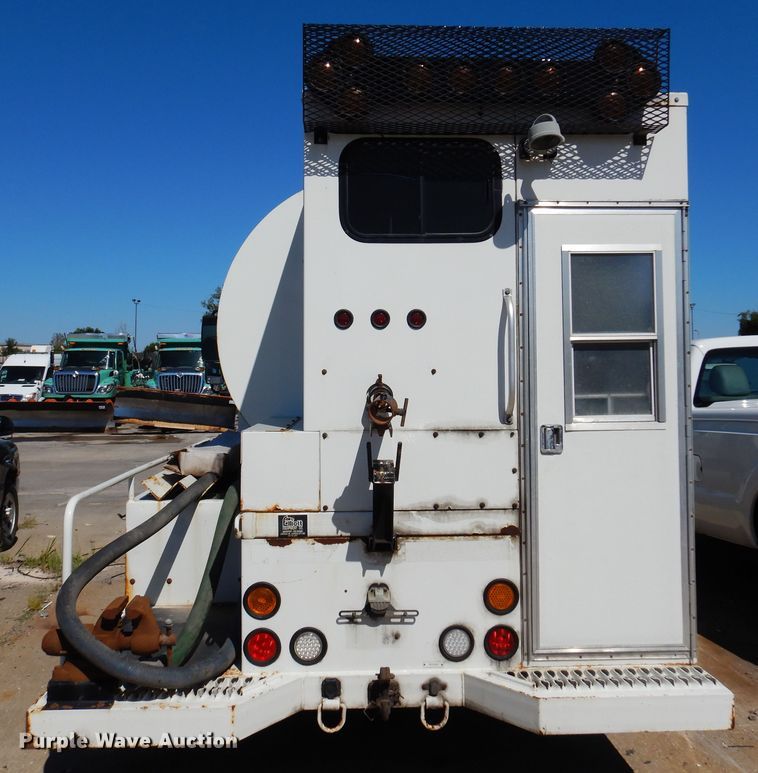 image for item DM5044 2013 International 4300  sewer rodder truck