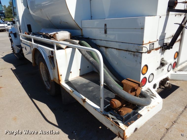 image for item DM5044 2013 International 4300  sewer rodder truck