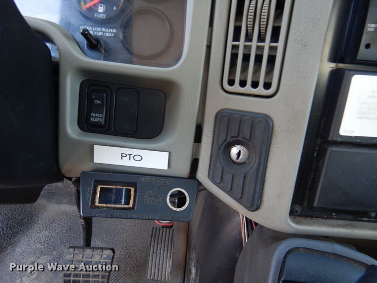 image for item DM5044 2013 International 4300  sewer rodder truck