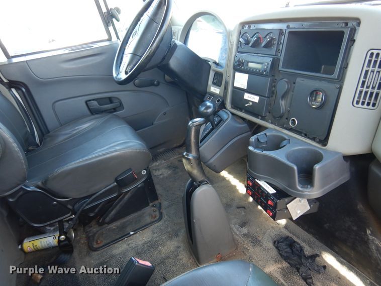 image for item DM5044 2013 International 4300  sewer rodder truck