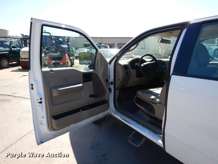 image for item DM5045 2006 Ford F150  SuperCab pickup truck