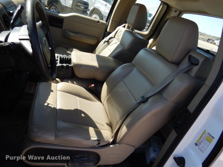 image for item DM5045 2006 Ford F150  SuperCab pickup truck