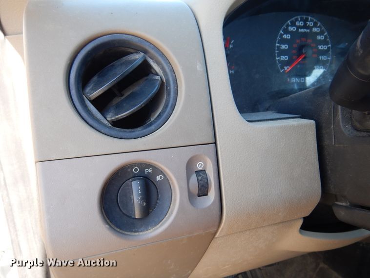 image for item DM5045 2006 Ford F150  SuperCab pickup truck