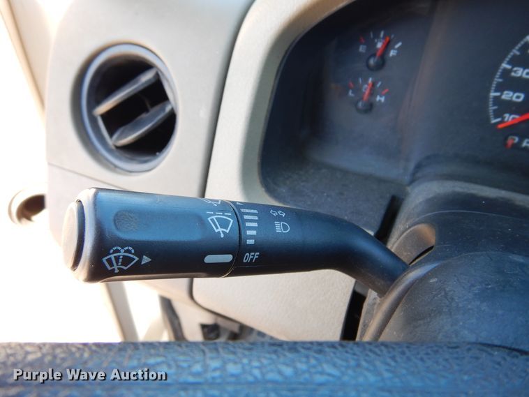 image for item DM5045 2006 Ford F150  SuperCab pickup truck