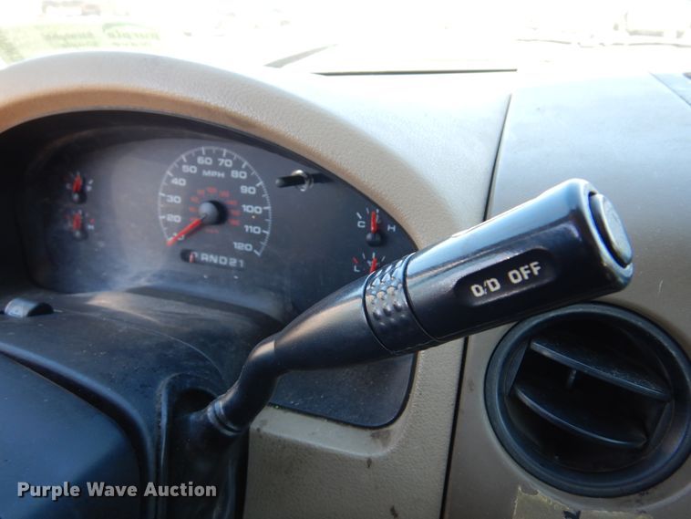 image for item DM5045 2006 Ford F150  SuperCab pickup truck