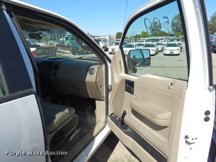 image for item DM5045 2006 Ford F150  SuperCab pickup truck