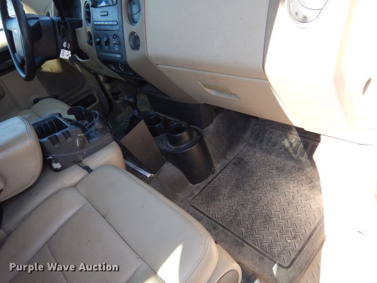 image for item DM5045 2006 Ford F150  SuperCab pickup truck