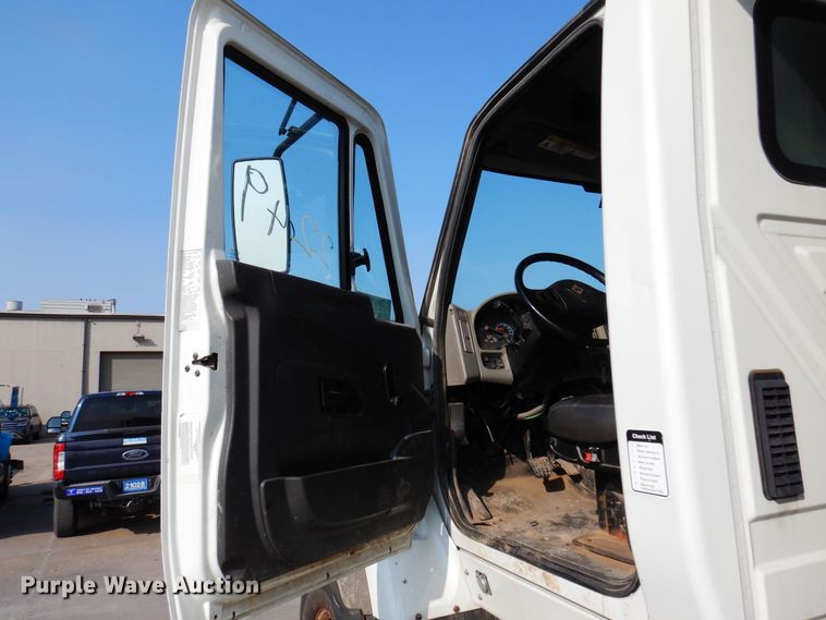 image for item DM5048 2012 International WorkStar 7500  dump truck