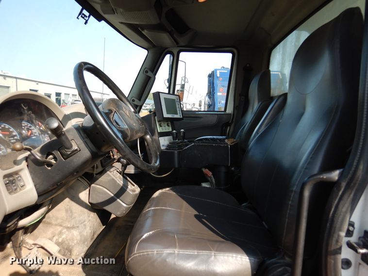 image for item DM5048 2012 International WorkStar 7500  dump truck