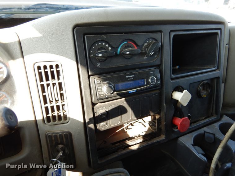 image for item DM5048 2012 International WorkStar 7500  dump truck