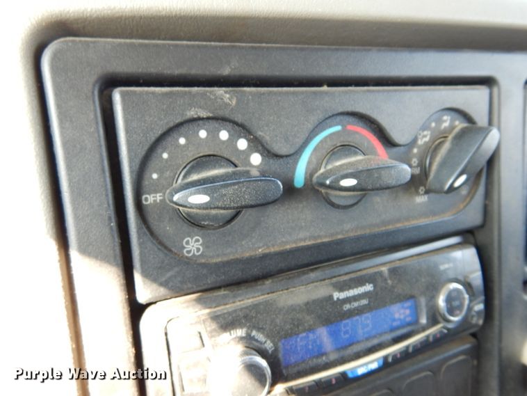 image for item DM5048 2012 International WorkStar 7500  dump truck