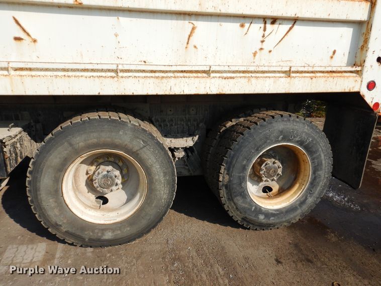 image for item DM5048 2012 International WorkStar 7500  dump truck