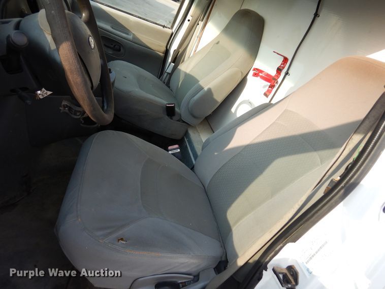 image for item DM5052 2006 Ford E450  box truck