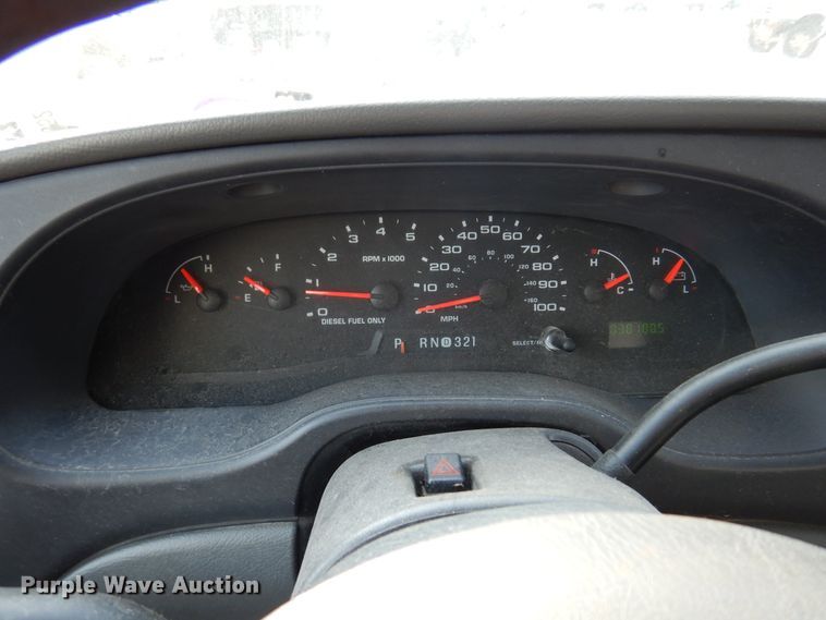 image for item DM5052 2006 Ford E450  box truck