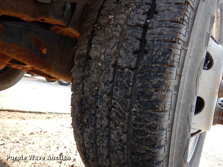 image for item DM5052 2006 Ford E450  box truck