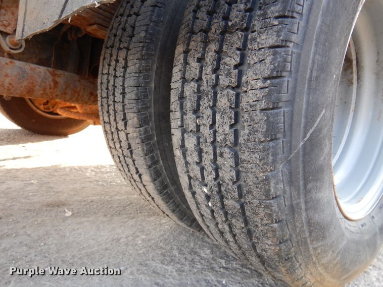 image for item DM5052 2006 Ford E450  box truck