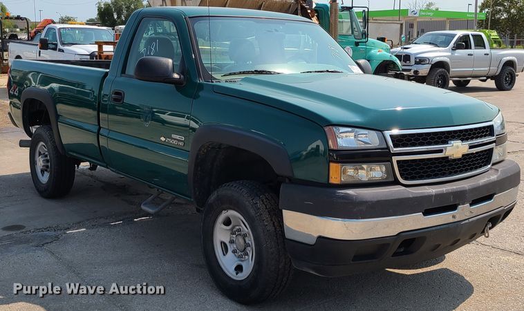 image for item DM5056 2006 Chevrolet Silverado 2500HD  pickup truck