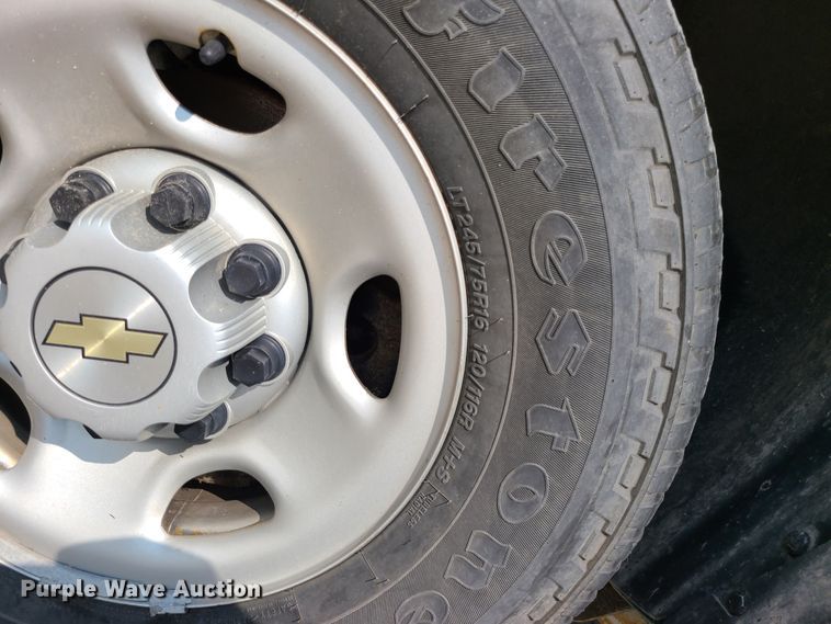 image for item DM5056 2006 Chevrolet Silverado 2500HD  pickup truck