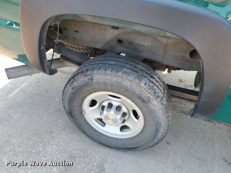 image for item DM5056 2006 Chevrolet Silverado 2500HD  pickup truck