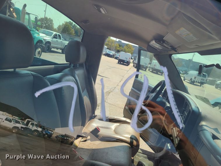 image for item DM5056 2006 Chevrolet Silverado 2500HD  pickup truck