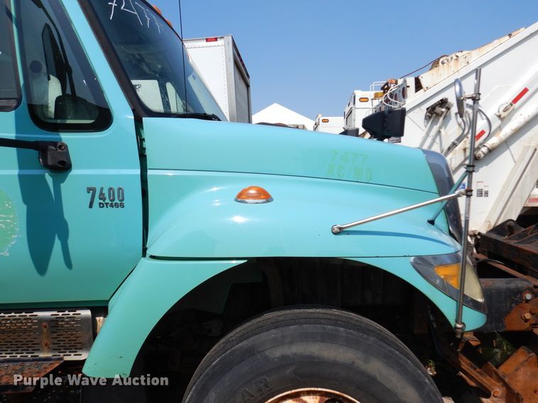 image for item DM5060 2007 International WorkStar 7400  dump truck