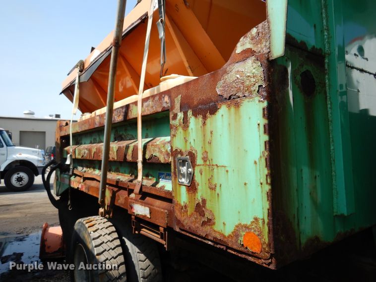 image for item DM5060 2007 International WorkStar 7400  dump truck