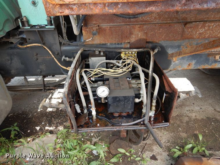 image for item DM5060 2007 International WorkStar 7400  dump truck