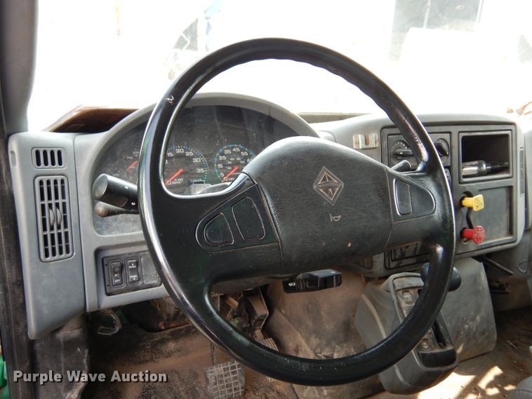 image for item DM5060 2007 International WorkStar 7400  dump truck