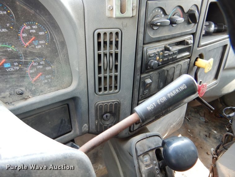 image for item DM5060 2007 International WorkStar 7400  dump truck