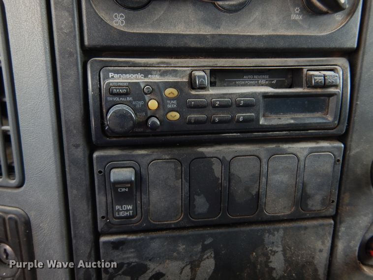 image for item DM5060 2007 International WorkStar 7400  dump truck